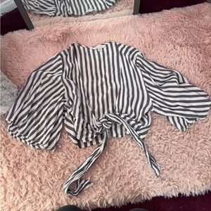 American Eagle striped tie front cropped top